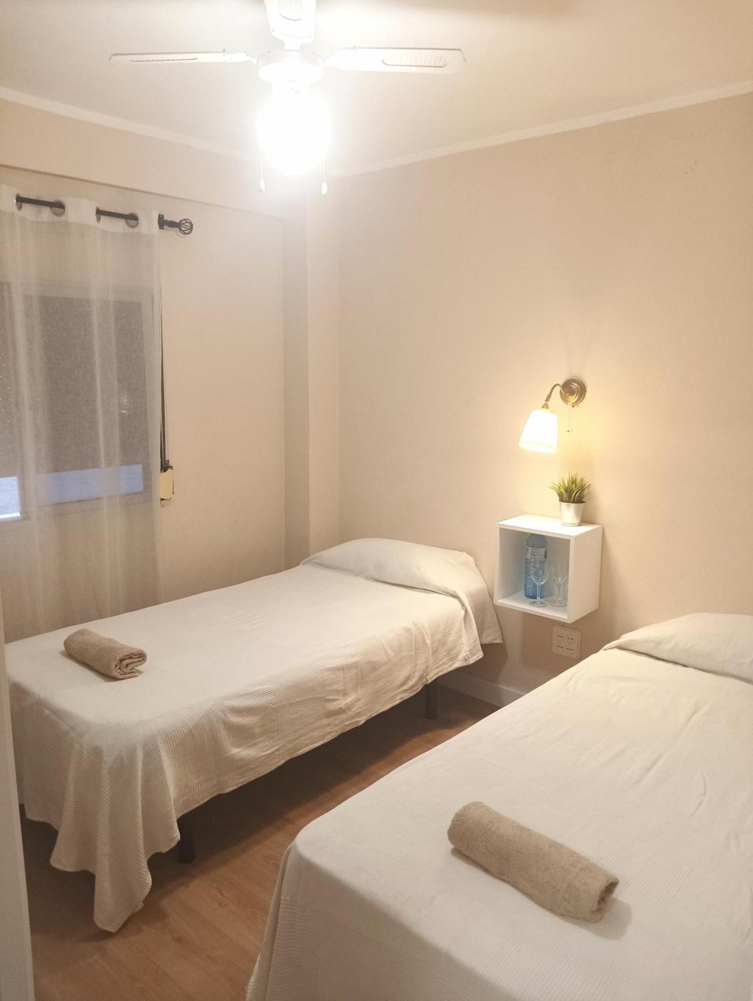 Habitaciones En Apartamento Compartido Delicias Room Cerca Del Mar, Aeropuerto, Ave Y Metro 马拉加 客房 照片