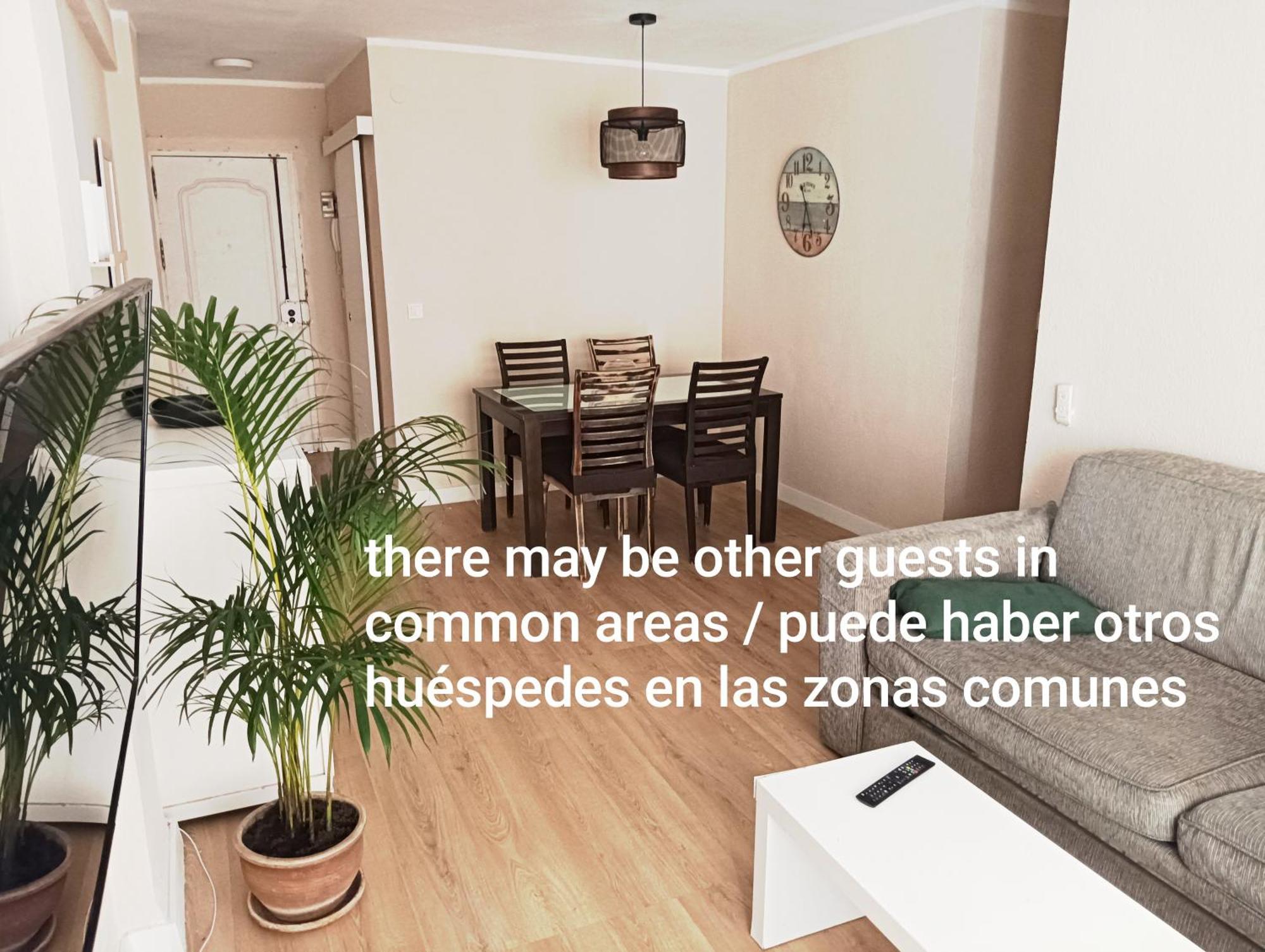 Habitaciones En Apartamento Compartido Delicias Room Cerca Del Mar, Aeropuerto, Ave Y Metro 马拉加 外观 照片